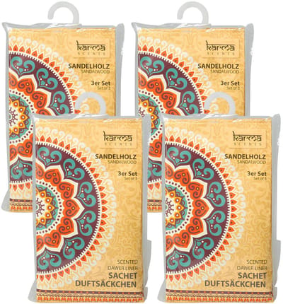 Home & Styling Geurzakjes Sandelhout geur - set 12x stuks - met ophanghaak - geurkaartjes/luchtverfrisser - kasthangers
