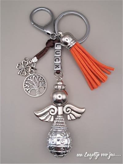 Engeltje LUCK - Geluksengel - Beschermengel - Sleutelhanger - Oranje Engel - Tashanger - Engel sleutelhanger - Luck Sleutelhanger - Geluk brenger - Cadeautje