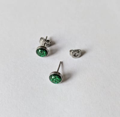 M-apART-chirurgisch-staal-oorbel-glitter-groen