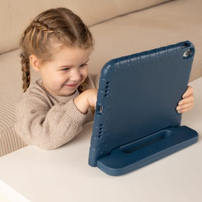 imoshion Tablet Hoes Kinderen - Geschikt voor Apple iPad 11 2025 A16 / iPad 10e generatie (2022) 10.9 inch - Kidsproof Kinder Hoes - Donkerblauw