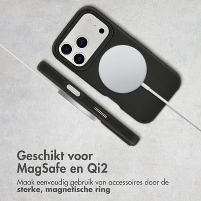 Accezz Hoesje - Geschikt voor Apple iPhone 17 Pro Max - Tough Backcover geschikt voor MagSafe - Zwart