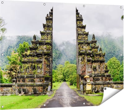 Gards Tuinposter Tempel Poort in Bali - 120x90 cm - Tuindoek - Tuindecoratie - Wanddecoratie buiten - Tuinschilderij