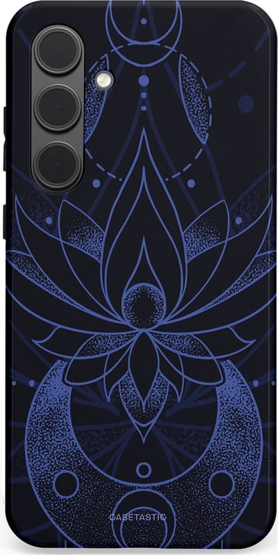 Casetastic Hoesje Geschikt voor Samsung S24 Plus - Stijlvolle Beschermende Duo-layer Case - Lotus Nacht