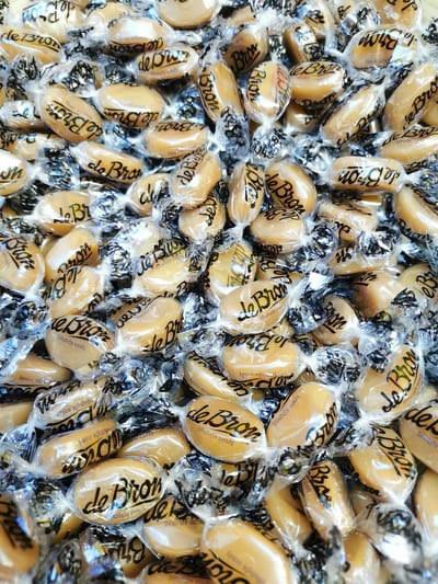 Candy Freaks Suikervrije Boter Toffee 900 gram- Glutenvrij - Vegetarisch - Gelatinevrij - Halal - Werthers original - Boter babbelaar- Snoep met Natuurlijke Ingrediënten - Sinterklaas en kerst cadeau