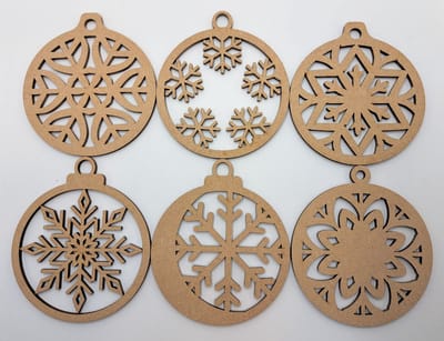 Houten Kerstballen - Kerst decoratie - Houten kerstornament - Geometrisch