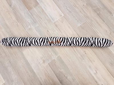 Tochtstopper Deurmat - Windstopper Zebra - Energiebesparing Thuis - Zacht Pluche Materiaal - 90 cm Lengte - Zebra Print