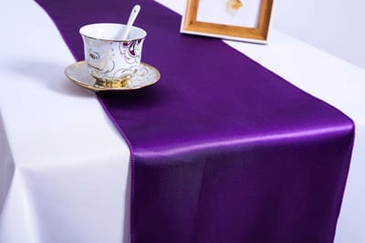 Dailygoods- Tafellopers 10 Stuks - Satijnen Tafelloper 30,5 x 274,3 cm - Bruiloft - Receptie - Feest - Violet - Tafelkleed