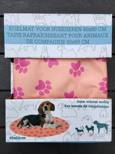 Koelmat voor huisdieren - 60x60 cm - geen vriezer nodig - Hondenpoot print