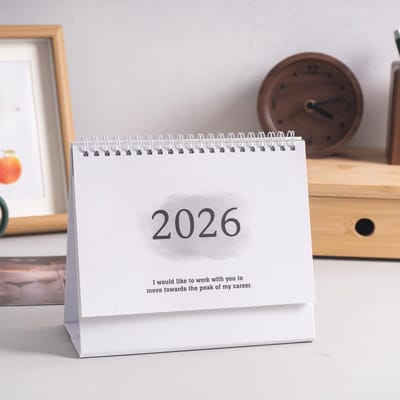 Bureaukalender 2026-2027 – Juli 2026 t/m December 2027 – Spiraalgebonden Tafelkalender – Opvouwbare Bureauplanner met Maandoverzichten, Takenlijst en Notitieruimte – Grijs – 1 Stuk