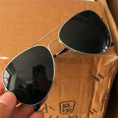Dernières Lunettes de Soleil Pilote Classiques pour Hommes Monture en Métal Lunettes de Soleil pour Femmes Lunettes de Soleil Élégantes pour l'Extérieur Protection UV400 brown