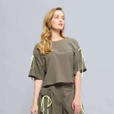 Tulpmouwen Crop Top