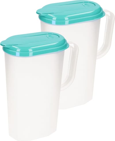 Plasticforte Waterkan met deksel - 2x stuks - 2 liter - blauw/ transparant - kunststof - smalle schenkkan die in de koelkastdeur past