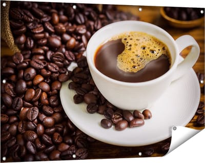 Gards Tuinposter Kopje Koffie met Koffiebonen - 120x80 cm - Tuindoek - Tuindecoratie - Wanddecoratie buiten - Tuinschilderij