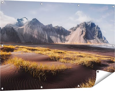 Gards Tuinposter Zwart Zand in de Bergen van IJsland - 120x80 cm - Tuindoek - Tuindecoratie - Wanddecoratie buiten - Tuinschilderij