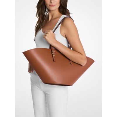 Michael Kors Large Fan Tote Luggage Maat: OS | Handtassen Outlet | Dames | Bruin