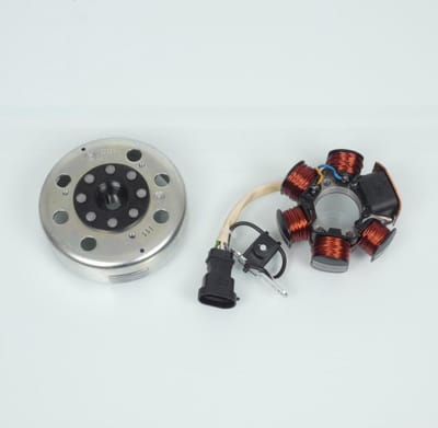 Stator rotor d allumage RMS pour Scooter Aprilia 50 Sport City One 2008 à 2011 830296 / 584526 Neuf