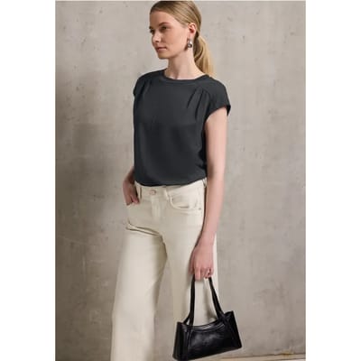 Shirt met rimpels