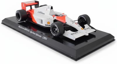 Formule 1 Auto - Raceauto Model - Modelbouw Verzamelen - Schaal 1/24 Metaal - 28.8 x 14.4 x 8 cm