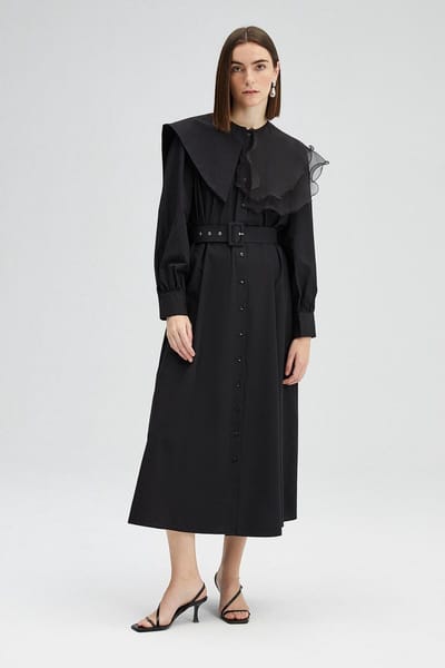 Touché Privé - Poplin jurk met organza kraag - Zwart - Dames