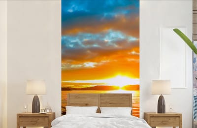 Behang - Fotobehang Zon - Landschap - Water - Bomen - Breedte 120 cm x hoogte 240 cm