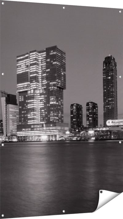 Gards Tuinposter Rotterdamse Skyline - Zwart Wit - 100x150 cm - Tuindoek - Tuindecoratie - Wanddecoratie buiten - Tuinschilderij