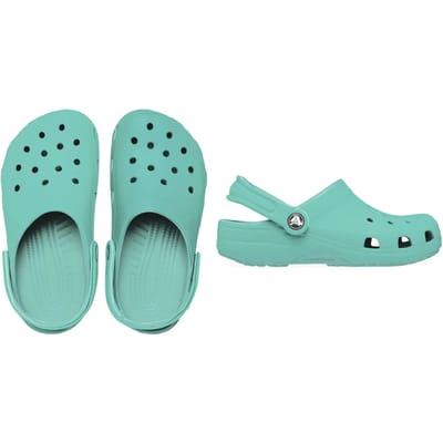 Crocs classic clog in de kleur groen.