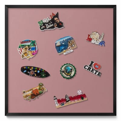 Tulup Magneetbord met Zwarte Frame - Roze Magneetbord in Effen Kleuren - 50 cm x 50 cm - Pastelroze kleur - Magneetbord voor Reissouvenirs - Magnetisch Bord Foto Bevestiging - Design Magneetbord met Frame