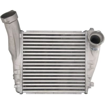 Intercooler NISSENS 96178
