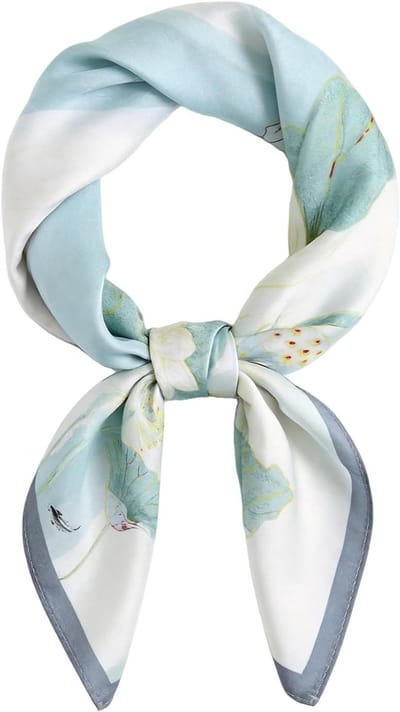 100% Mulberry Zijde Vierkante Sjaal, 53x53cm, Lichtgewicht Satin Hoofddoek, Blauwe Lotusprint, Modeaccessoire voor Dames, Luxe Sjaal voor Elke Gelegenheid