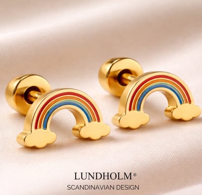 Lundholm Regenboog Oorknopjes dames – Premium Stainless Steel Goud kleurig – Oorbellen – Oorbellen Regenboog – Hypoallergeen & Waterproof – Inclusief Luxe Geschenkverpakking
