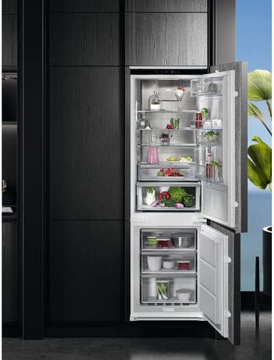 AEG TSC8M181DS - Inbouw koelvriescombinatie - 249 L - No Frost - SN-T