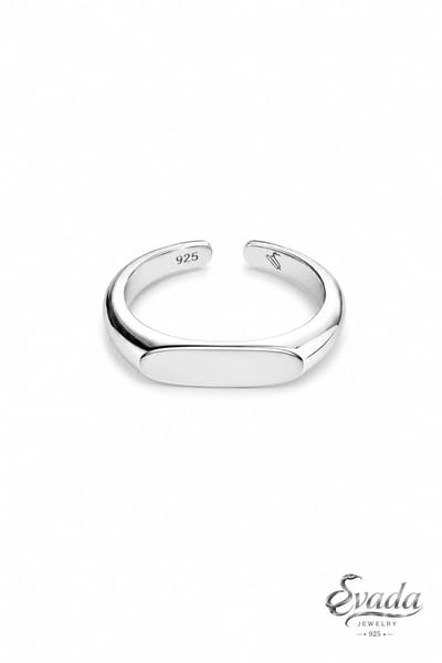 Evada ring, Evada Jewelry, zegelring dames, 925 sterling zilver ring, verstelbare ring, minimalistische ring, zilveren ring dames, handgemaakte ring, moderne ring, elegante ring, open ring, one size ring