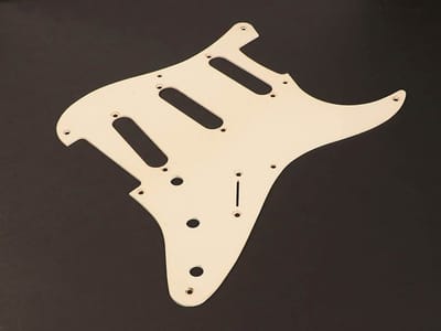 Boston MRC-ST75W1 pickguard Stallion SSS, 1 ply vintage white relic
