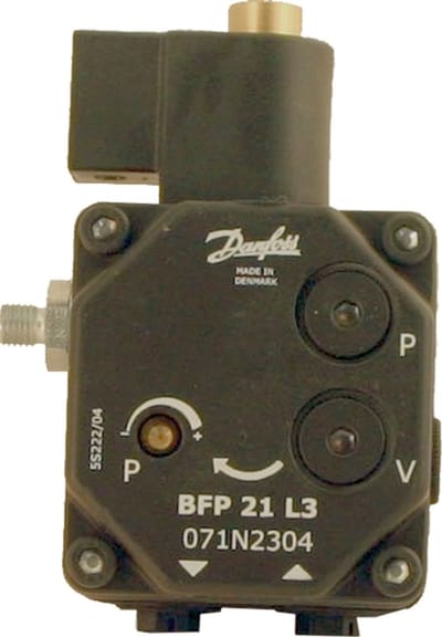 Wolf Oliepomp Danfoss m.magneetventiel voor NU, HU, 8902407