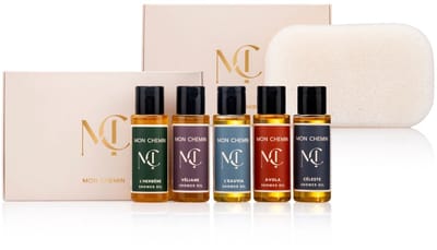 Mon Chemin® Doucheolie Discovery Ritual Set – Vijf Miniaturen Doucheolie + Konjac Lichaamsspons in Luxe Set