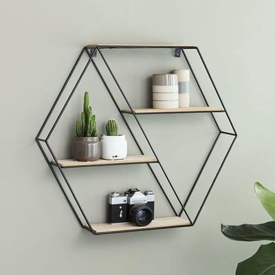 LIFA LIVING Wandrek Marbella - Wandplank Industrieel - Metaal en MDF Hout - 4 Planken - Zeshoekig Kruidenrek - Zwart - Voor Keuken, Slaapkamer, Woonkamer - 58 x 51 x 11 cm