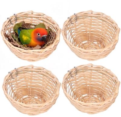 Dailygoods- Vogelnest Handgemaakt - 4 Stuks - Bamboe - Vogelbenodigdheden - Voor Kleine Vogels - Afmetingen 10,5 x 5,5 cm - Vogelhuisje