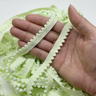 13 mm poms met franjes, franjes, franjes, pompons van kant met pompon om te naaien, knutselen, party, decoratie, 13 mm, lichtgroen