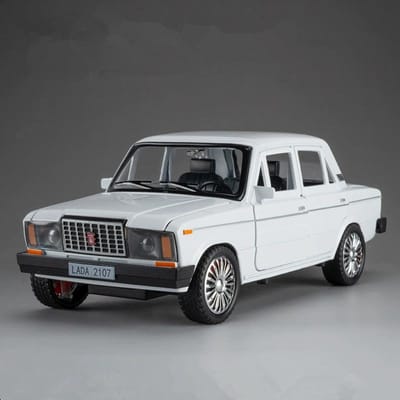 1/18 Lada 2107 Legering Klassiek Auto Model Diecast Metaal Retro Voertuig Auto Model Simulatie Geluid En Licht Collectie Kinder Speelgoed Cadeau white