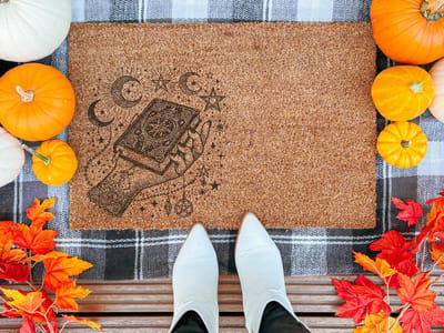 Witchy | 90x60 cm | Nieuwe huis cadeau | Ingangsmat | Deurmat met stijl | Verhuizing cadeau | Praktisch & trendy | Perfect voor binnenkomst | Cadeau voor nieuwe woning
