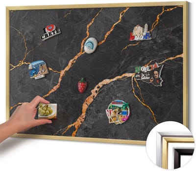 Wallfluent - Zwart Magneetbord in Stijlvolle Kleuren - 100 cm x 70 cm - Magneetbord met Gouden Frame - Versierd donker marmer - Design Magneetbord met Frame - Memobord voor Keuken - Magnetisch Bord Muurbevestiging