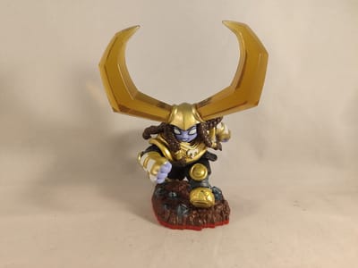Skylanders Trap Team Nitro Head Rush