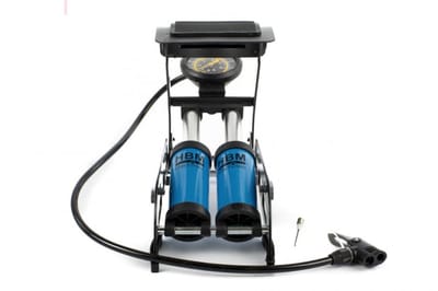 HBM professionele voetpomp met dubbele cilinder en manometer 9 bar, 8 bar set, bar/psi, 30 x 14 x 8 cm, 2 kg