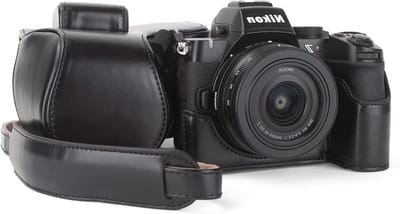 Beschermende Camera Case voor Nikon Z50 II met DX 16-50mm Lens, PU Leer, Verstelbare Schouderriem en Rings, Zwart, Ideaal voor Fotografie en Reizen