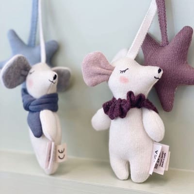 Kinderwagen speelgoed - PramToy - Muis St.Jarna fawn roze