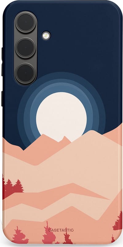 Casetastic hoesje geschikt voor Samsung Galaxy S24 Plus - Dubbellaagse bescherming - Bergen bij maanlicht - Fashion Case - Zwart Perzik Zand Koraal
