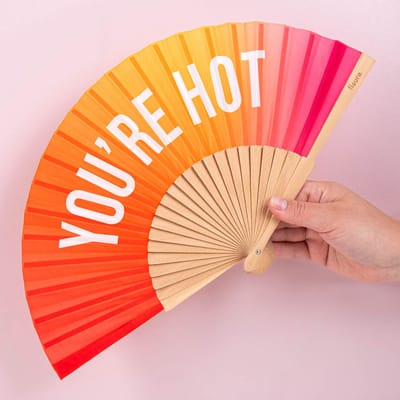 Houten waaier You're Hot van Fisura