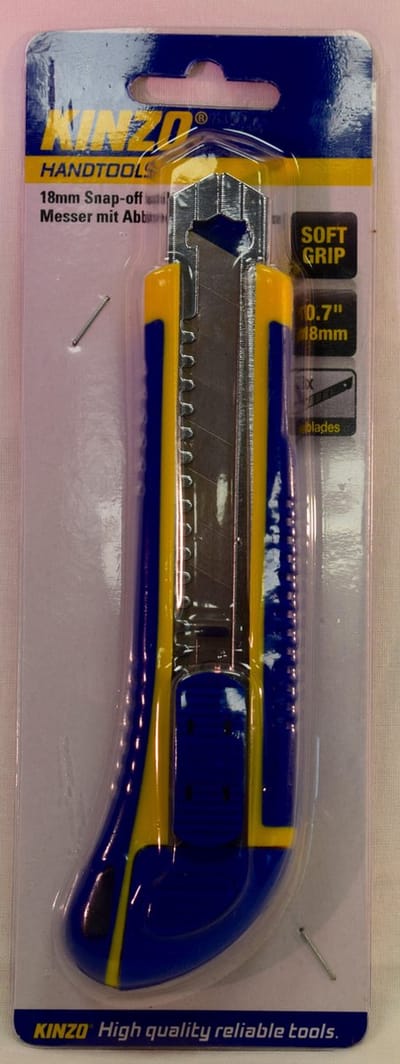 Kinzo Afbreekmes 18 mm - Stanleymes met 3 Reservemessen - Breekmes 18 mm met Uitschuifbaar Mes - Universeel Mes voor Diverse Snijklussen - Cuttermes Hobbymes Veiligheidsmes