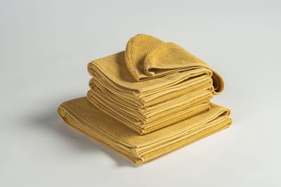 Maroyathome UNO Handdoeken - Set van 5 - 3x Handdoek 50x100 - 1x Groot Badhanddoek 70x140 - 1x Haarhanddoek - Towels - Fairtrade Katoen - Geel