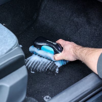 Protecton Mat en Bekleding Borstel - Voor autobekleding & automatten - Maakt vastzittend vuil, stof en zand los - Ergonomische grip